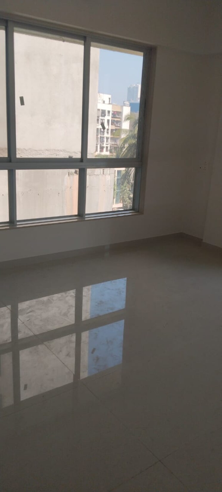 Room, bharat-arize 2.5 Bedroom 950 Sq.Ft. Apartment In Goregaon West Mumbai 9690801