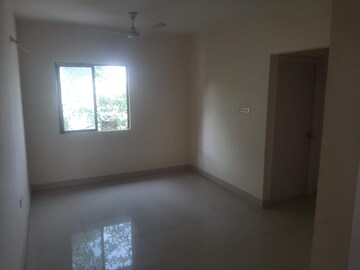 Room in 1 BHK Apartment at Prashant Apartments, Palghar – for Sale