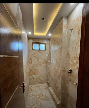 Bathroom in 1 BHK Builder Floor at Rohini Sector 24 – for Rent