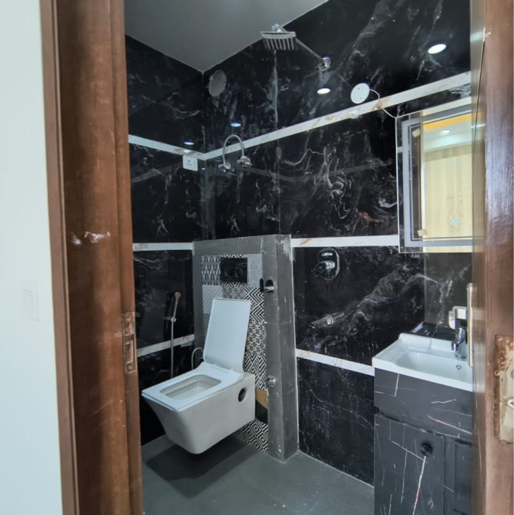 Attached Bathroom, chattarpur 2 Bedroom 800 Sq.Ft. Builder Floor In Chattarpur Delhi 9690862