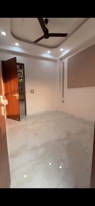 Room in 3 BHK Apartment at A and M Shakti Plaza, Shakti Khand Iii – for Sale