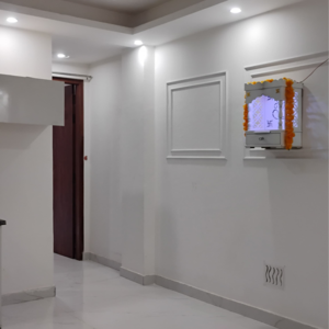 Room in 2 BHK Independent House at Chattarpur – for Rent