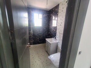 Bathroom in 3 BHK Builder Floor at BPTP Parkland Pride, Sector 77 – for Rent