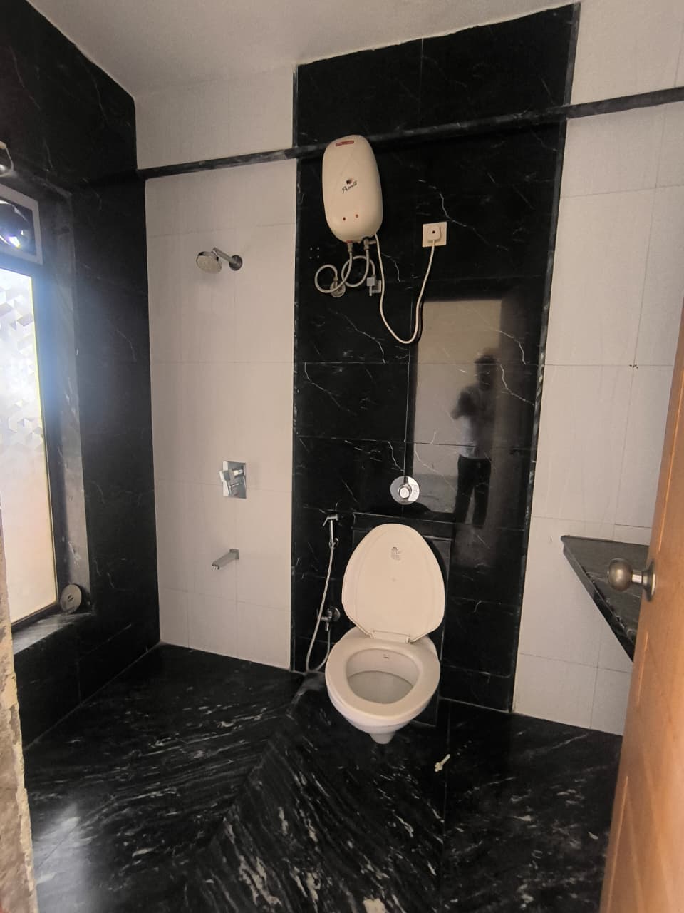 Bathroom, chembur 3 Bedroom 1560 Sq.Ft. Apartment In Chembur Mumbai 9690874