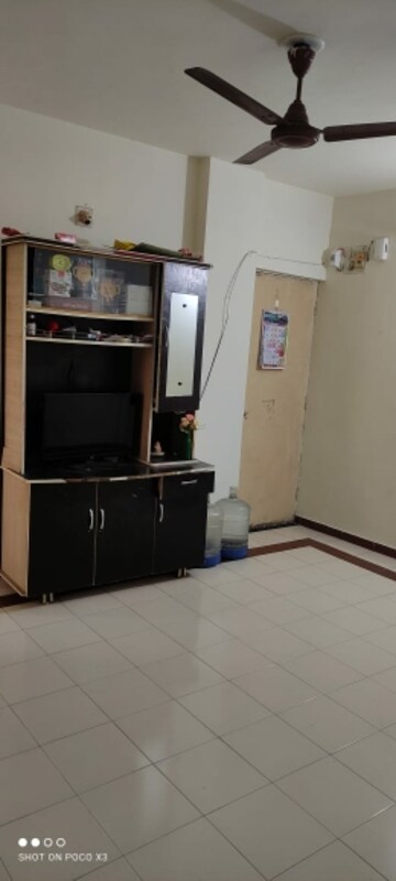 Bathroom in 2 BHK Builder Floor at Prahlad Nagar – for Rent