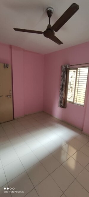 Room in 2 BHK Builder Floor at Prahlad Nagar – for Rent