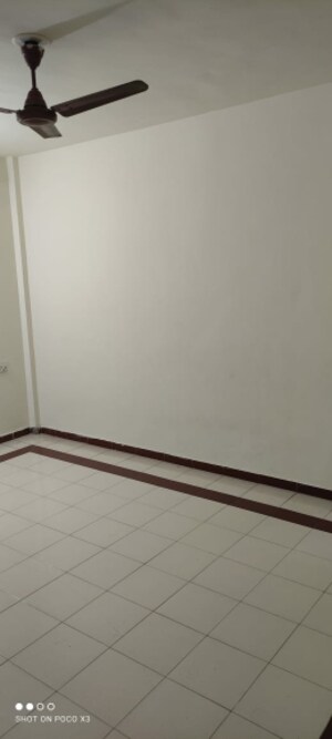 Room in 2 BHK Builder Floor at Prahlad Nagar – for Rent