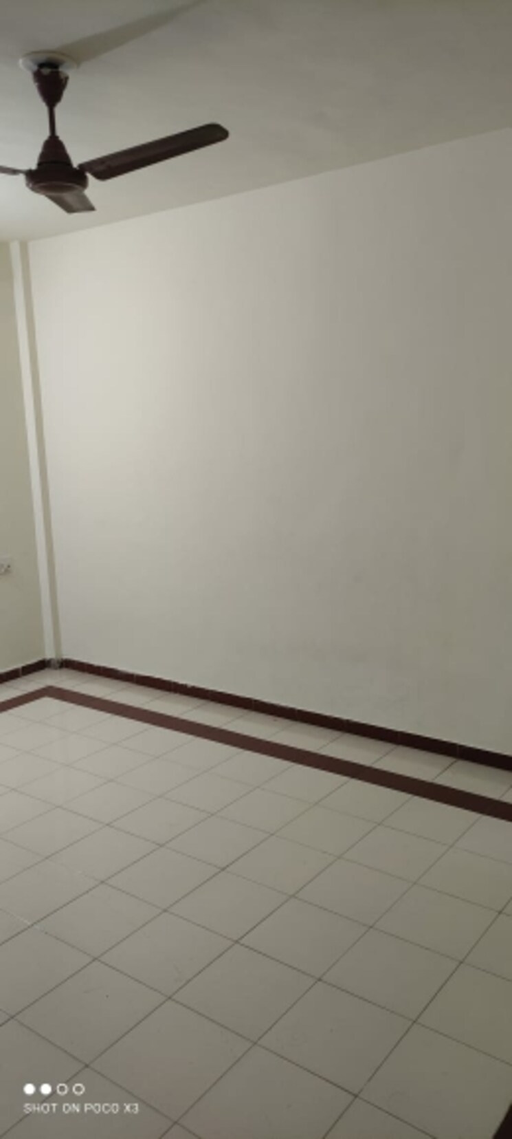 Room, prahlad nagar 2 Bedroom 1000 Sq.Ft. Builder Floor In Prahlad Nagar Ahmedabad 9690924