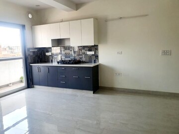Kitchen in 3.5 BHK Builder Floor at Sector 57 – for Rent