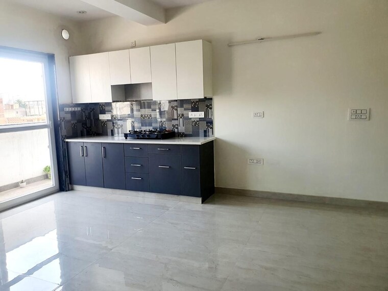 Kitchen, sector 57 3.5 Bedroom 2500 Sq.Ft. Builder Floor In Sector 57 Gurgaon 9690920