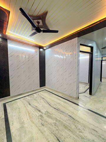 Room in 2 BHK Builder Floor at Burari – for Sale