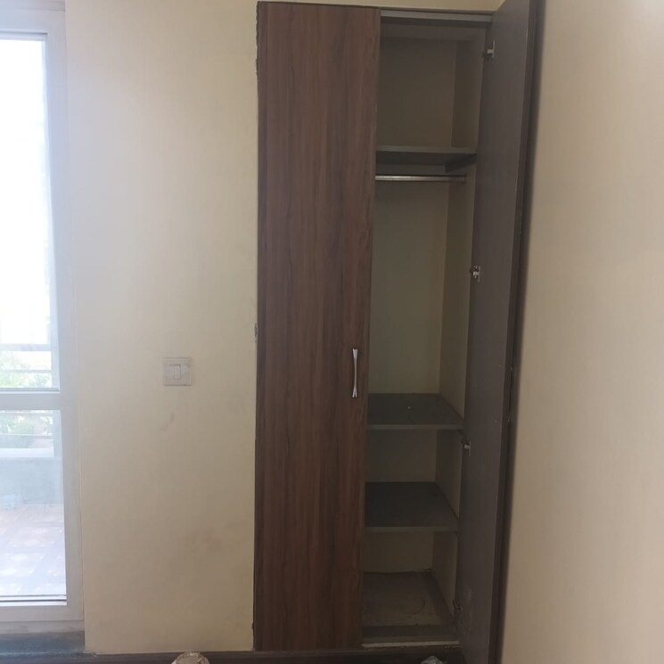 Room, bptp-parkland-pride 3 Bedroom 190 Sq.Yd. Builder Floor In Sector 77 Faridabad 9690888