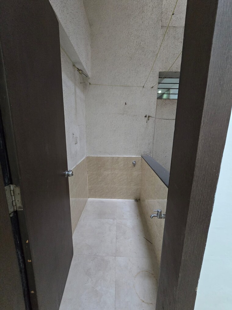 Bathroom, gobind-ganesh-imperia 2 Bedroom 1036 Sq.Ft. Apartment In Wakad Pune 9690932