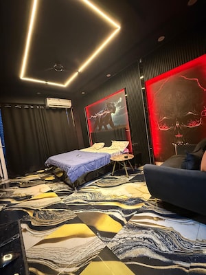 Gym in 1 RK Apartment at Gaur City Center, Sector 4 Greater Noida – for Rent