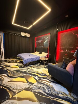 Parking in 1 RK Apartment at Gaur City Center, Sector 4 Greater Noida – for Rent