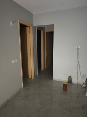 Room in 3 BHK Apartment at Sp Ring Road – for Rent