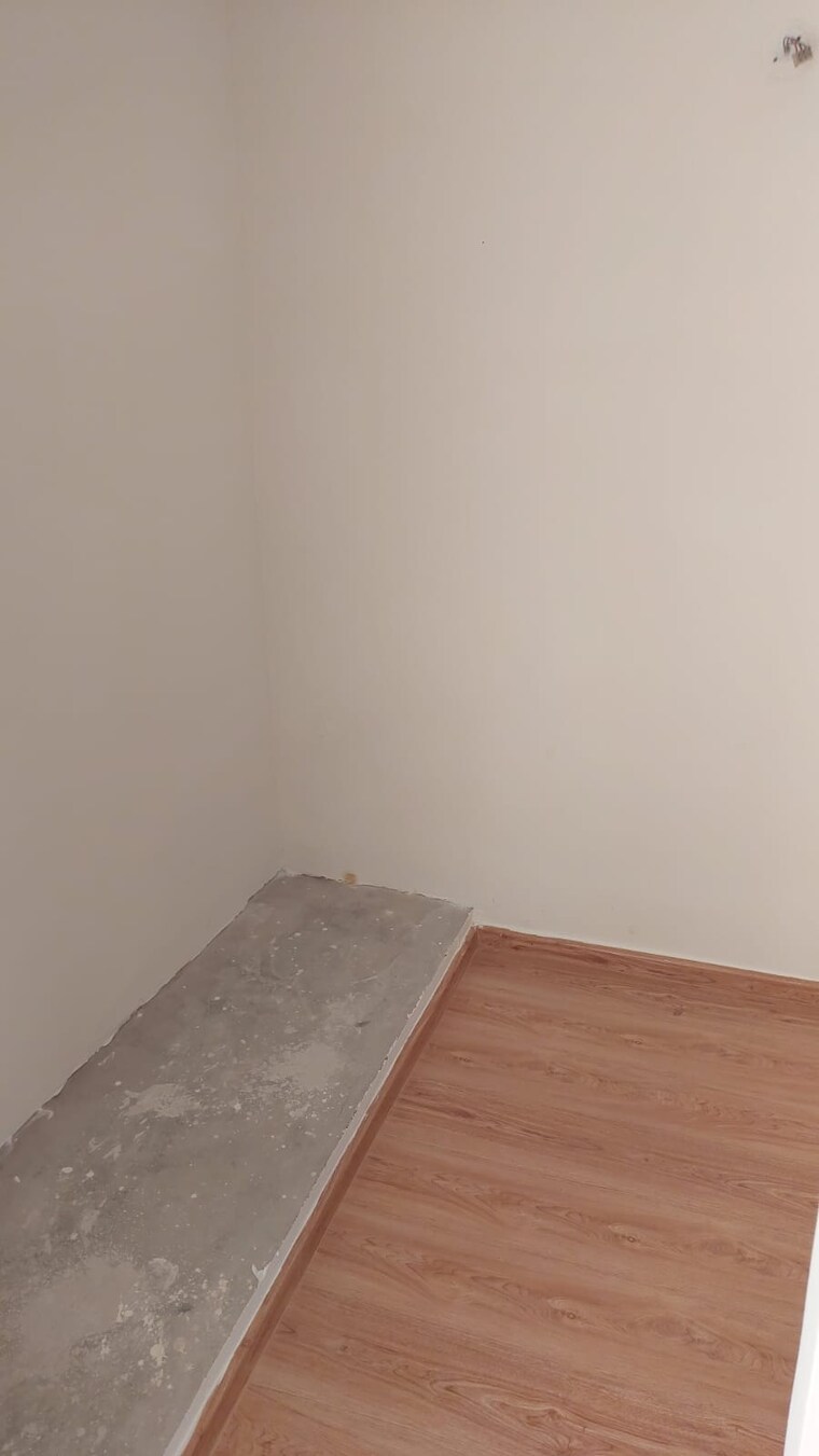 Room, amrapali-crystal-homes 4 Bedroom 2140 Sq.Ft. Apartment In Sector 76 Noida 9690991