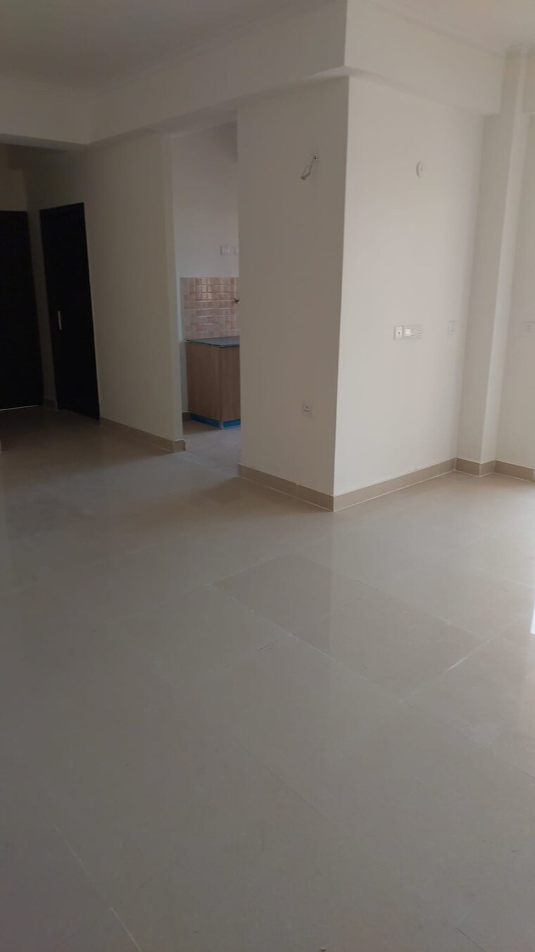 Room, amrapali-crystal-homes 4 Bedroom 2140 Sq.Ft. Apartment In Sector 76 Noida 9690991