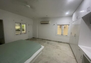 Room in 3 BHK Apartment at Jubilee Hills – for Sale