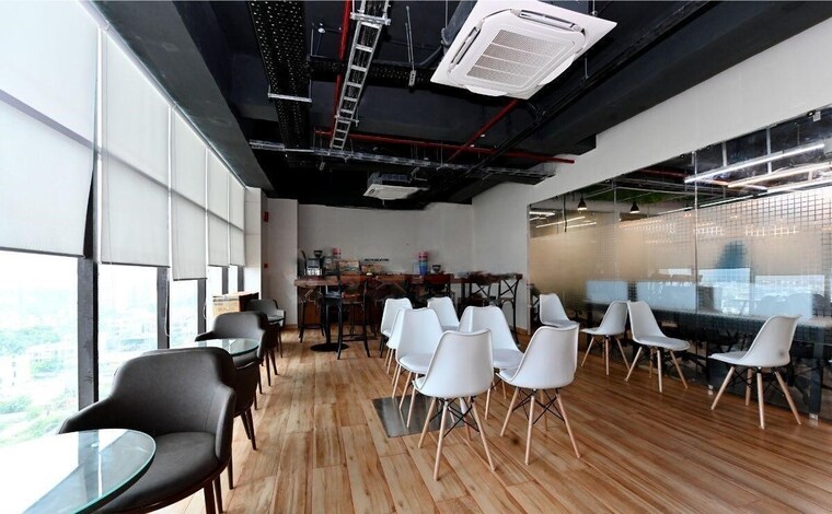 Gym, kharadi Commercial Office Space 8600 Sq.Ft. In Kharadi Pune 9690999