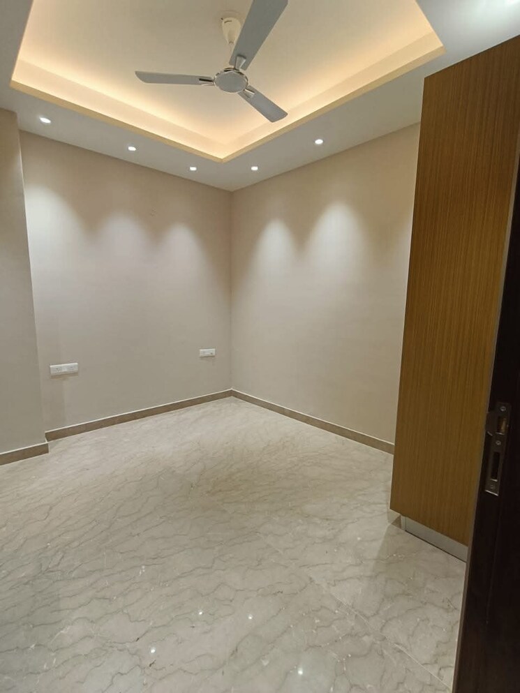 Room, saket 4 Bedroom 2100 Sq.Ft. Apartment In Saket Delhi 9691032