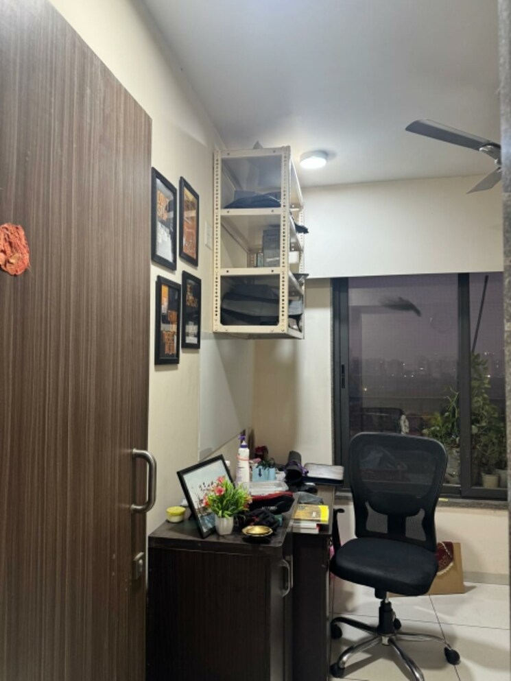 Study Room, shela 3 Bedroom 1500 Sq.Ft. Apartment In Shela Ahmedabad 9691041