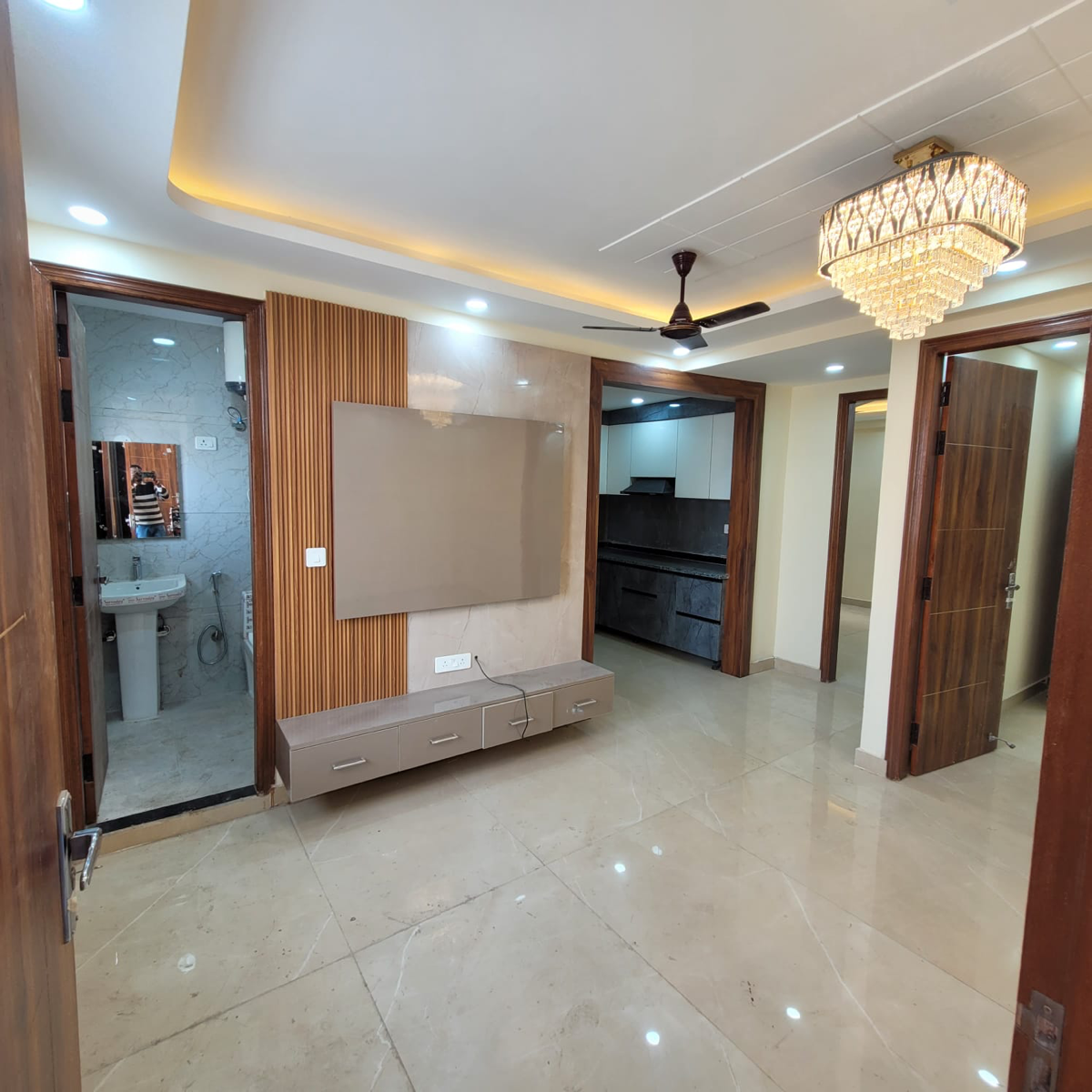 2 BHK Builder Floor For Rent in Chattarpur 