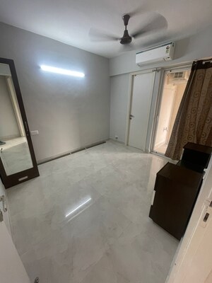 Master Bedroom in 3.5 BHK Apartment at Signature Global City, Sector 37d – for Rent