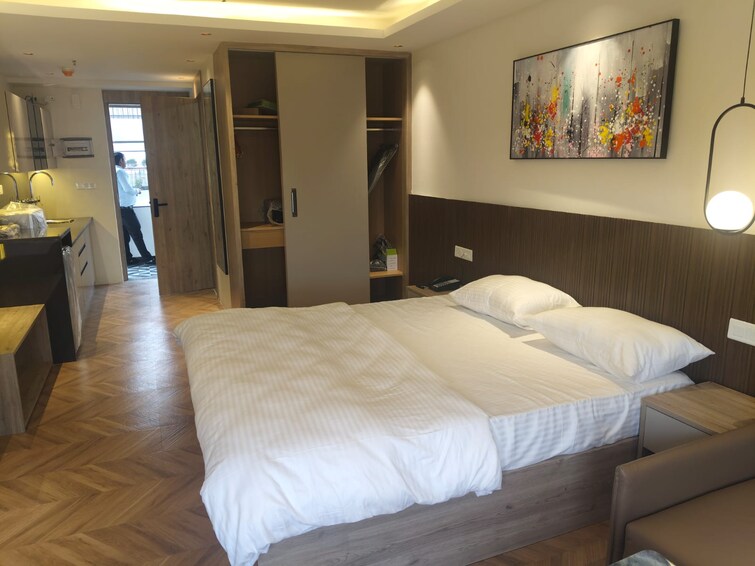 Cover Image, delta i greater noida Studio 500 Sq.Ft. Apartment In Delta I Greater Noida Greater Noida 9690983