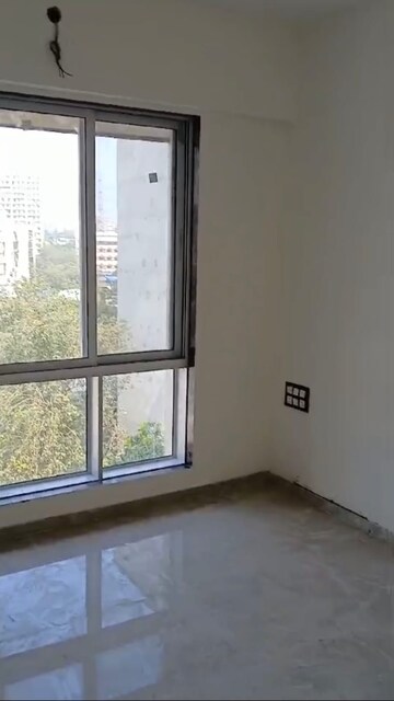 Bedroom in 2 BHK Apartment at Chembur – for Rent