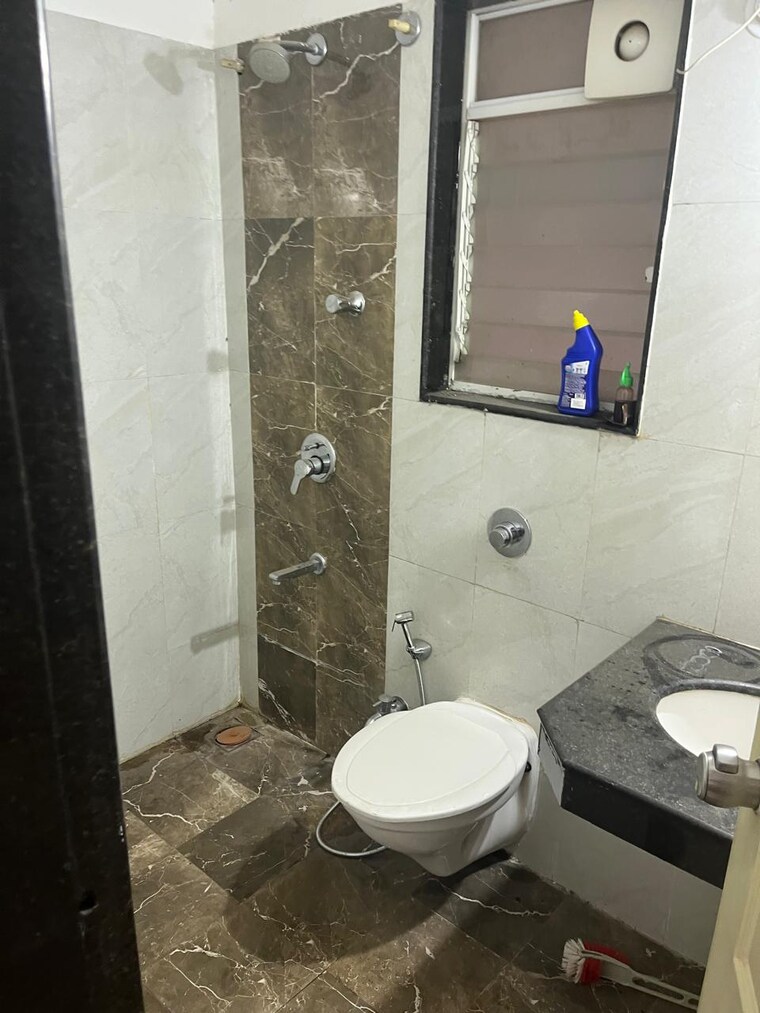 Bathroom, savitri nagar 1 Bedroom 780 Sq.Ft. Builder Floor In Savitri Nagar Delhi 9691066