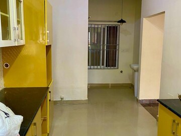 Room in 3 BHK Apartment at Elegant Vita Nuova, Old Madras Road – for Sale