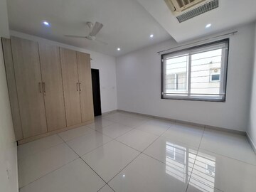 Room in 3 BHK Apartment at My Home Abhra, Madhapur – for Rent