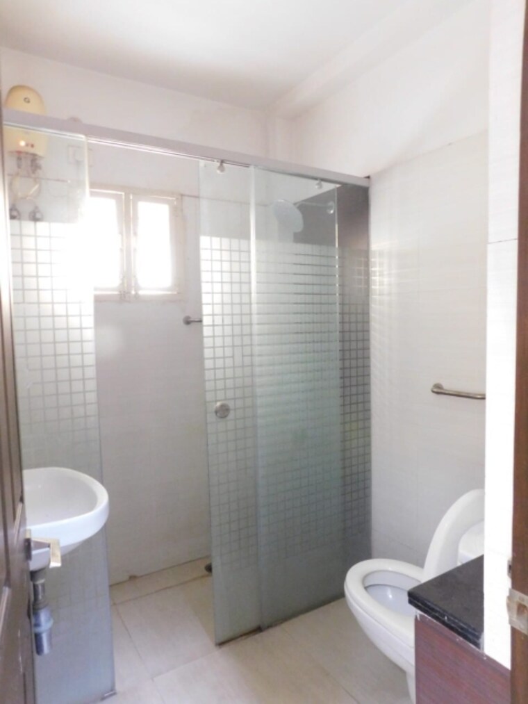 Bathroom, my-home-abhra 3 Bedroom 2680 Sq.Ft. Apartment In Madhapur Hyderabad 9691117