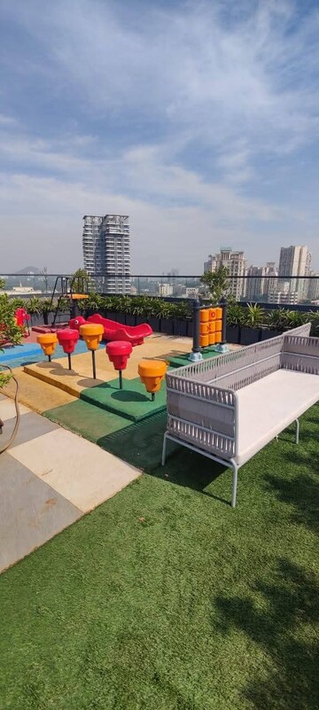  Pg – Exterior View View at Powai - for Rent