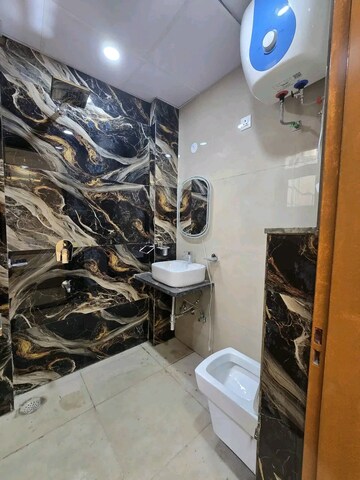 Team Area in 2 BHK Builder Floor at Chattarpur – for Rent