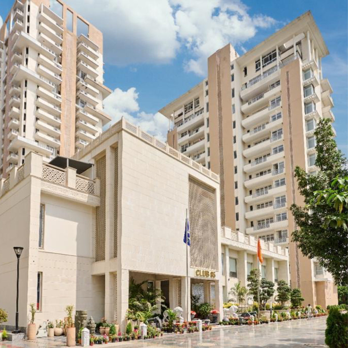 2 BHK + Extra Room 1600 Sq.Ft. Apartment in SS The Leaf