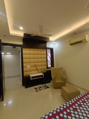 Living Room in 5 BHK Penthouse at Pearls Gateway Tower, Sector 44 – for Rent