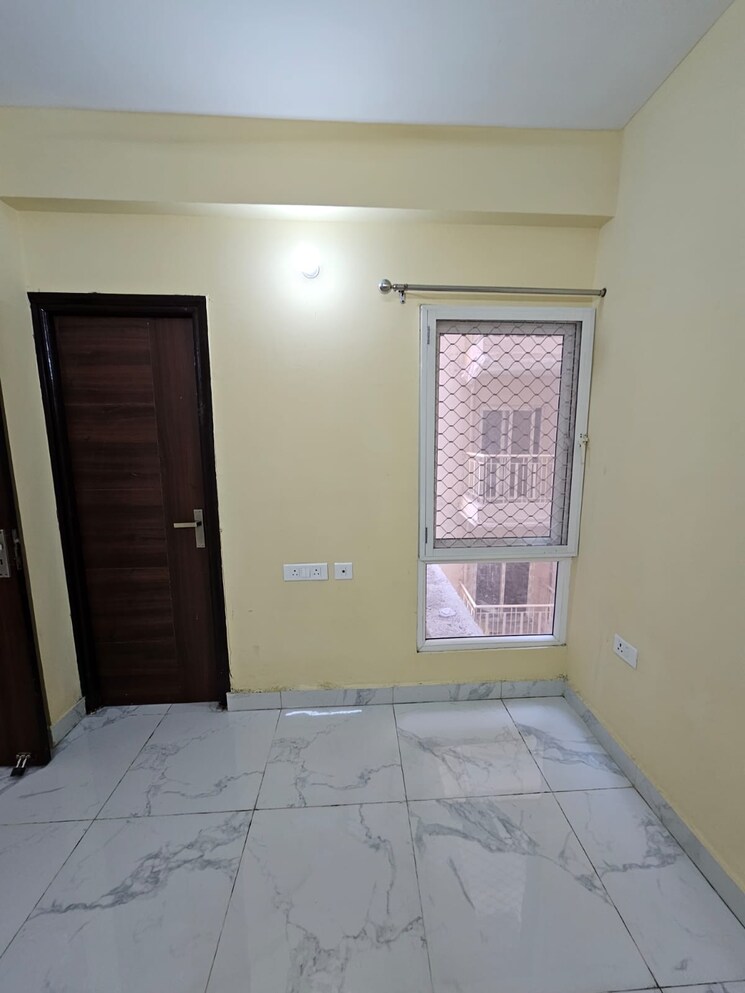 Room, sg-shikhar-height 2 Bedroom 636 Sq.Ft. Apartment In Siddharth Vihar Ghaziabad 9691244