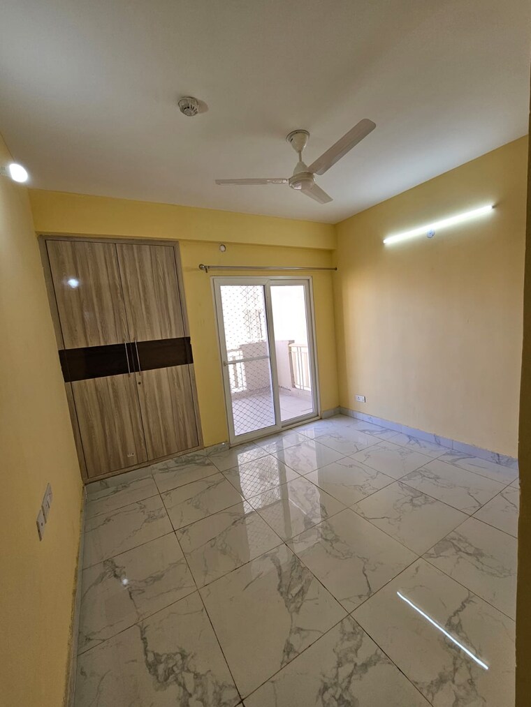 Room, sg-shikhar-height 2 Bedroom 636 Sq.Ft. Apartment In Siddharth Vihar Ghaziabad 9691244
