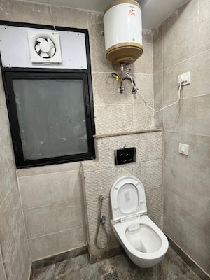 Bathroom in 3 BHK Builder Floor at Sushant Lok 2, Sector 57 – for Sale