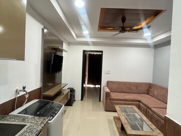 Team Area in 3 BHK Builder Floor at Sushant Lok 2, Sector 57 – for Sale