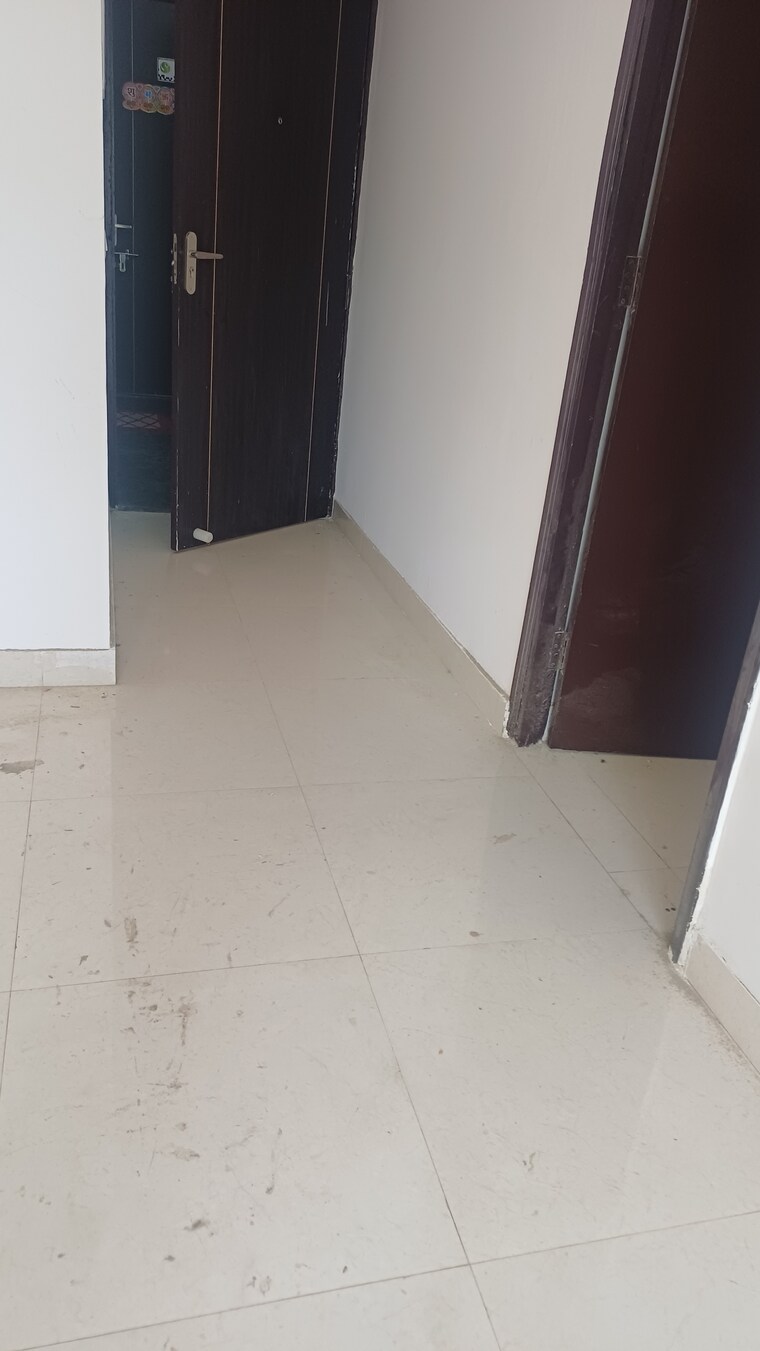 Kitchen, signature-the-serenas 1.5 Bedroom 488 Sq.Ft. Apartment In Sohna Sector 36 Gurgaon 9691274