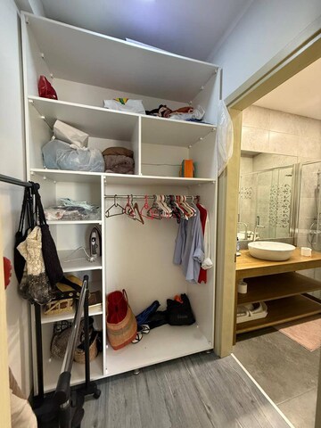 Attached Bathroom in 4 BHK Apartment at Oberoi Realty Sky Heights, Andheri West – for Sale