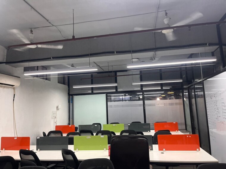 Team Area, sector 4 Commercial Office Space 2000 Sq.Ft. In Sector 4 Noida 9691294