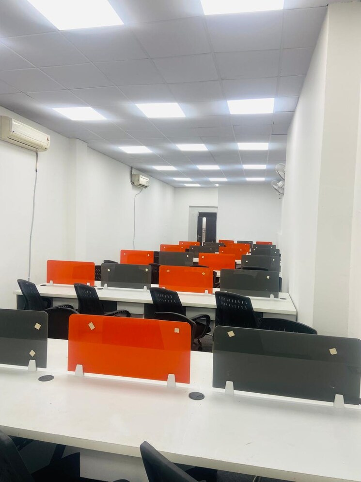 Team Area, sector 2 Commercial Office Space in IT/SEZ 1200 Sq.Ft. In Sector 2 Noida 9691288