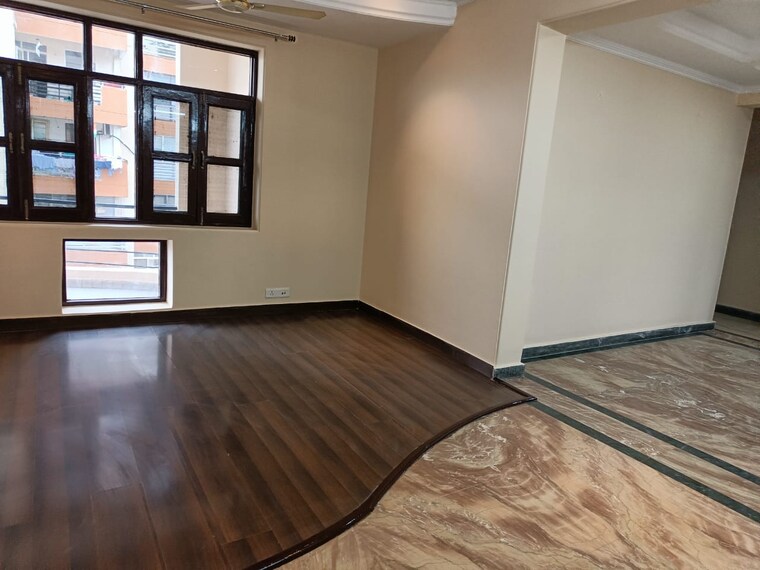 Room, sushant-lok-2 3 Bedroom 290 Sq.Ft. Builder Floor In Sector 57 Gurgaon 9691273