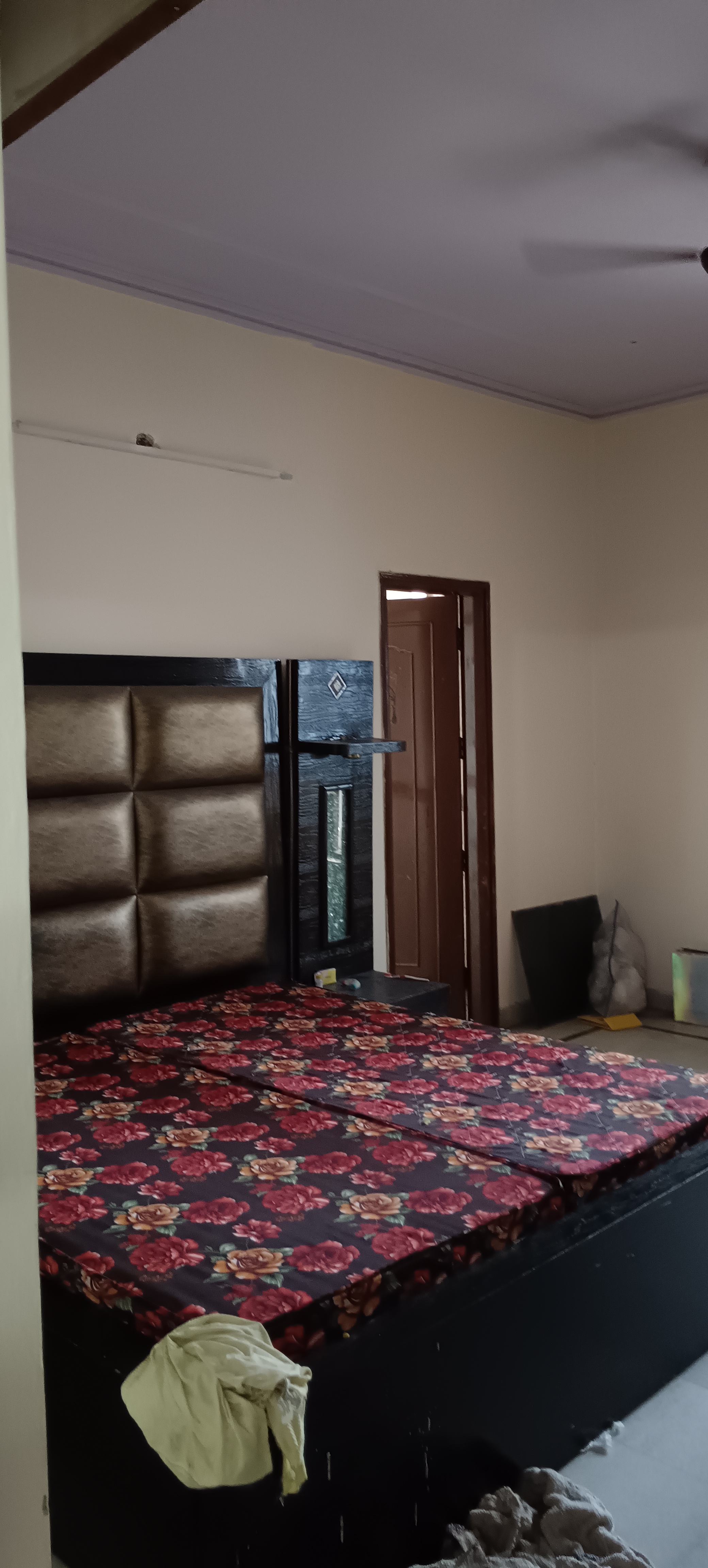 1 BHK + Extra Room Apartment For Rent in Huda Sector 16