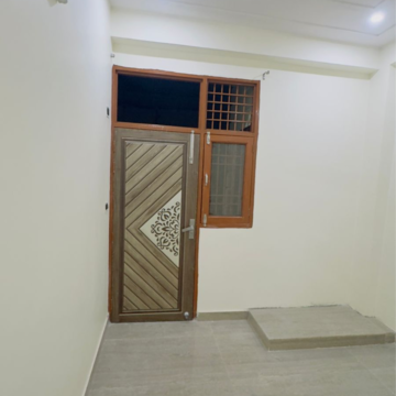 Room in 2 BHK Builder Floor at Chattarpur – for Rent