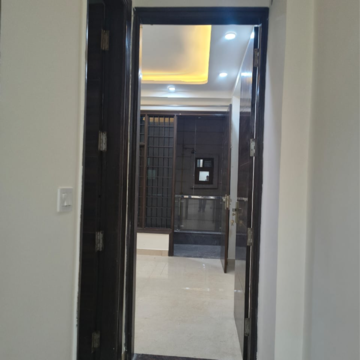 Building Lobby in 2 BHK Builder Floor at Chattarpur – for Rent